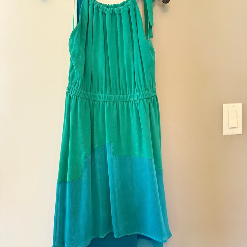 Elegant Teal Mini Dress